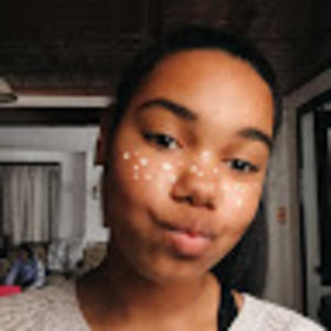 Meet your Posher, Adrianna